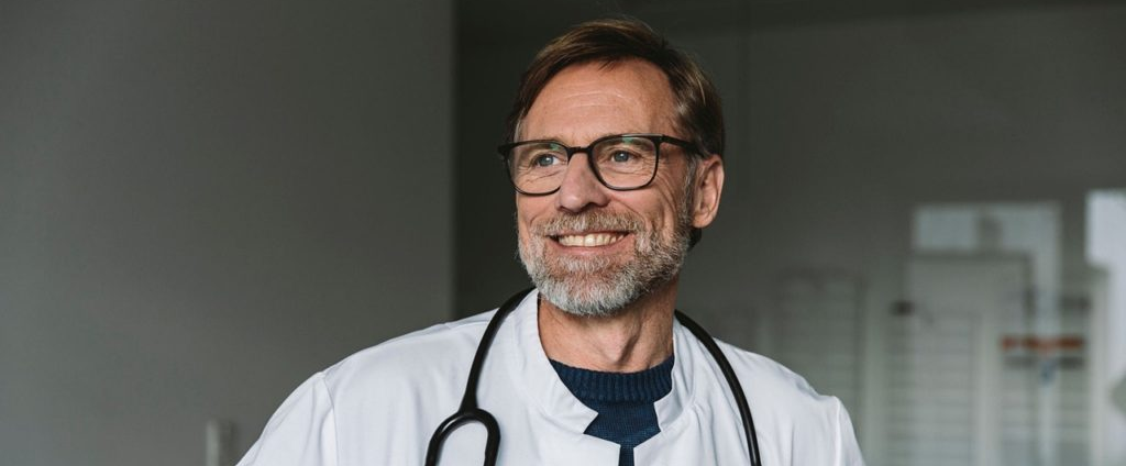 What to Expect at Your First Visit With a Personal Injury Doctor